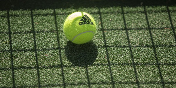 Verschil tennisbal en padelbal